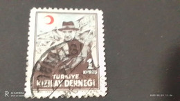 TÜRKEY--YARDIM PULLARI-1930-50-    1K   ÇOCUK ESİRGEME PULU  DAMGALI - Timbres De Bienfaisance