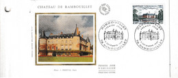 " LE CHATEAU DE RAMBOUILLET " Sur Enveloppe 1er Jour Sur Soie De 1980. N° YT 2111 Parfait état FDC - Châteaux