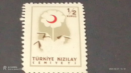 TÜRKEY--YARDIM PULLARI-1950-60  KIZILAY PULLARI  0.50K  DAMGASIZ - Charity Stamps