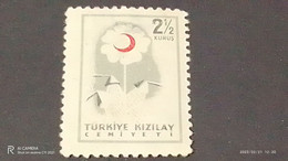 TÜRKEY--YARDIM PULLARI-1950-60  KIZILAY PULLARI  2.50K  DAMGASIZ - Liefdadigheid Zegels