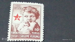 TÜRKEY--YARDIM PULLARI-1940-50  ÇOCUK ESİRGEME 10K  DAMGASIZ - Timbres De Bienfaisance