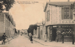 La Rochelle * La Genette , Rue De La Pépinière * Crêmerie Bazar * Commerce Magasin - La Rochelle