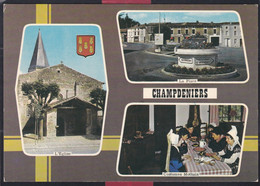 79 - Champdeniers - L'église - La Place - Costumes Mothais - Champdeniers Saint Denis