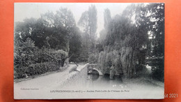 CPA (78) Louveciennes. Ancien Pont Levis Du Château Du Pont. Animée.(X.1279) - Louveciennes