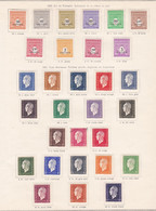 29 Timbres Neufs 1945 , Sur Charnières - Unused Stamps