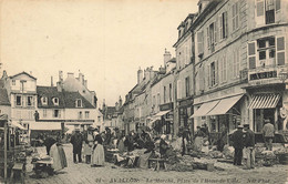 89 - YONNE - AVALLON - Thème Marchés - Place De L'hôtel De Ville - Circulée 1916 - 11393 - Marchés