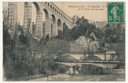 Delcampe - CPA - ROQUEFAVOUR (B Du R) - L'Aqueduc ..... Le Pont Sur La Route - Roquefavour