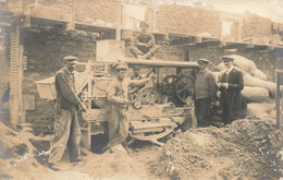 Pontivy * Carte Photo 1910 Travaux De Construction D'un Bâtiment De La Ville , Machine à Déterminer école ?! * Ouvriers - Pontivy