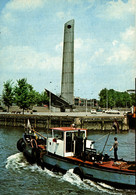 N°38177 Z -cpsm Un Remorqueur à Rotterdam - Tugboats