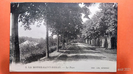 CPA (79) La Mothe St Héray. Le Parc. (X.1544) - La Mothe Saint Heray