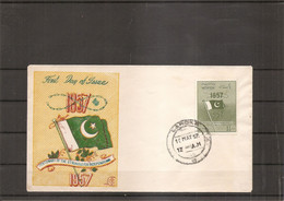 Drapeaux ( FDC Du Pakistan De 1957 à Voir) - Enveloppes