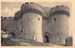 30 - VILLENEUVE-LES-AVIGNON - Le Château - L'Entrée. - Villeneuve-lès-Avignon