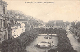 FRANCE - 90 - BELFORT - Le Château Et La Place D'Armes - Carte Postale Ancienne - Belfort - Stad