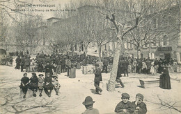 ARDECHE  AUBENAS  Le Marché - Aubenas