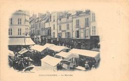 Coulommiers         77         Le Marché       (voir Scan) - Coulommiers