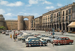 AVILA: Plaza De Santa Teresa - Parking Voitures - Ávila