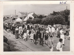 56 KERROCH  PLOEMEUR.  Procession Fête De La Mer  PHOTO  1969. Route Du Couregant  TB PLAN      RARE - Plömeur