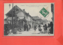 80 CORBIE Cpa Animée Maison Bombardée Rue Bullot Vendredi 18 Juin 1915              Edit Lucien Bleux - Corbie