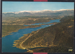 83 - Montauroux - Le Lac De Saint Cassien, Au Loin, Les Alpes Enneigées - Montauroux