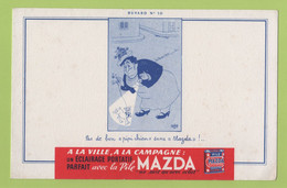 BUVARD PUBLICITAIRE PILE MAZDA ILLUSTRE PAR DUBOUT / PAS DE BON PIPI CHIEN SANS MAZDA ! - Elektriciteit En Gas