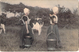 Métiers - Laitière - Vaches - Carte Postale Ancienne - Paesani