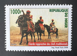 Niger 2008 Mi. 2009 Garde Rapprochée Des Chefs Traditionnels Chevaux Horses Pferde Faune Fauna MNH ** 1 Val. - Caballos