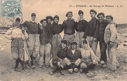 FRANCE - 17 - FOURAS - Un Groupe De Pêcheur - LC - Carte Postale Ancienne - Fouras-les-Bains