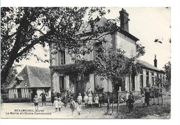 105  D CPA  Beaumesnil La Mairie Te L'école Communale - Beaumesnil