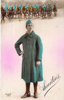 Thèmes - Militaria - Patriotiques - Un Poilu En Uniforme Vous Souhaite Ses Amitiés - Carte Postale Ancienne - Heimat