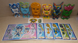 2009 Ferrero - Kinder Surprise -  NV250 - NV255 - Joy - Masks - Robots Transform - Complete Set + 6 BPZ's - Monoblocchi