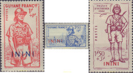 596580 HINGED ININI 1941 TRAJES MILITARES - Usati