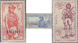 596577 MNH ININI 1941 TRAJES MILITARES - Gebraucht