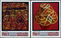 349248 MNH PAKISTAN 1982 ARTESANIA - Pakistan