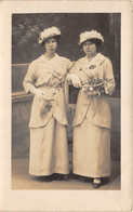 92-ASNIERES- CARTE-PHOTOS- LES 2 ROSIERES D'ASNIERES MAI 1915 - Asnieres Sur Seine
