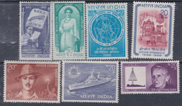 Inde N°  256 / 62 X :  Les 7 Valeurs Trace De Charnière Sinon TB - Unused Stamps
