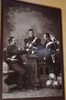 Grande Photo Militaire,soldats Buvant Un Verre ,pour Collection,16,5 Cm. Sur 10,5 Cm - Old (before 1900)