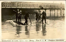 ÉVÉNEMENTS -  Carte Postale De Pompiers Sauveteurs Lors Des Inondations à Paris En 1910  - L 141127 - Overstromingen