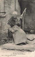 Folklore - Types Du Tarn Et Garonne - Grand'mère Filant Du Chanvre - Photo A. Bouis -  Carte Postale Ancienne - Bekende Personen