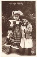 Folklore - Deux Jeunes Amoureux - Enfant - Photo Laurent - Costume Traditionnel -  Carte Postale Ancienne - People