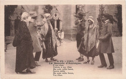 Folklore - La Bourrée D'auvergne - Danse - Edit. J. Gouttefangeas - Chapeau -  Carte Postale Ancienne - Danses