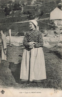 Folklore - Type Du Mont Dore - L'auvergne  -  Carte Postale Ancienne - Personajes