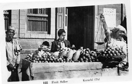 PAKISTAN - Karachi - Fruit Seller - Carte-Photo, Voyagé (voir Les 2 Scans) - Pakistán