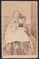 PHOTO CDV Vers 1860 - MAMAN AVEC BEBE - MOTHER AND BABY - MODE - VICTORIAN PERIOD - Old (before 1900)