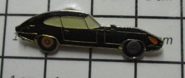 Delcampe - 414a Pin's Pins / Beau Et Rare / THEME : AUTOMOBILES / JAGUAR TYPE E NOIRE - Jaguar