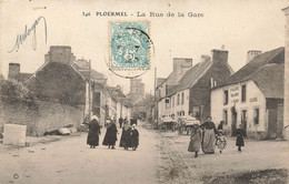 Ploermel * 1904 * La Rue De La Gare * Vve ALARD Vend à Boire Et à Manger * Commerce * Villageois - Ploërmel