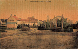 Neuillé Le Lierre * Vue Sur La Gare * Ligne Chemin De Fer * Cpa Toilée Colorisée - Neuvy-le-Roi