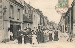 La Membrolle * Défilé Noce Mariage Dans Une Rue Du Village * Bourrellerie Sellerie BONNET - Autres & Non Classés