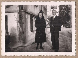 PHOTOGRAPHIE SUISSE - SACHSELN - TB PLAN COUPLE CENTRE VILLE - Janvier 1946 - Sachseln