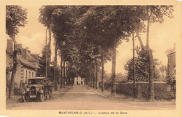Manthelan * Avenue De La Gare * Automobile Voiture Ancienne - Autres & Non Classés
