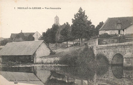 Neuillé Le Lierre * Vue D'ensemble Du Village Et Le Lavoir - Autres & Non Classés